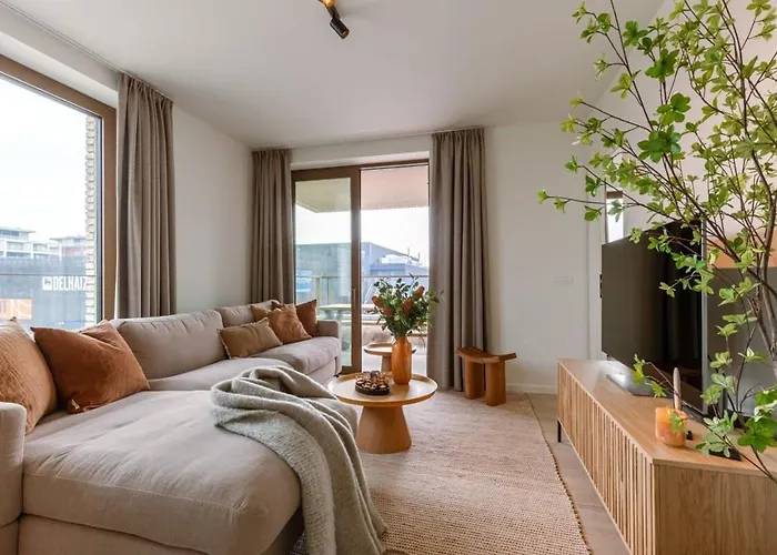 Huswell - Family Apartment Located By The Sea